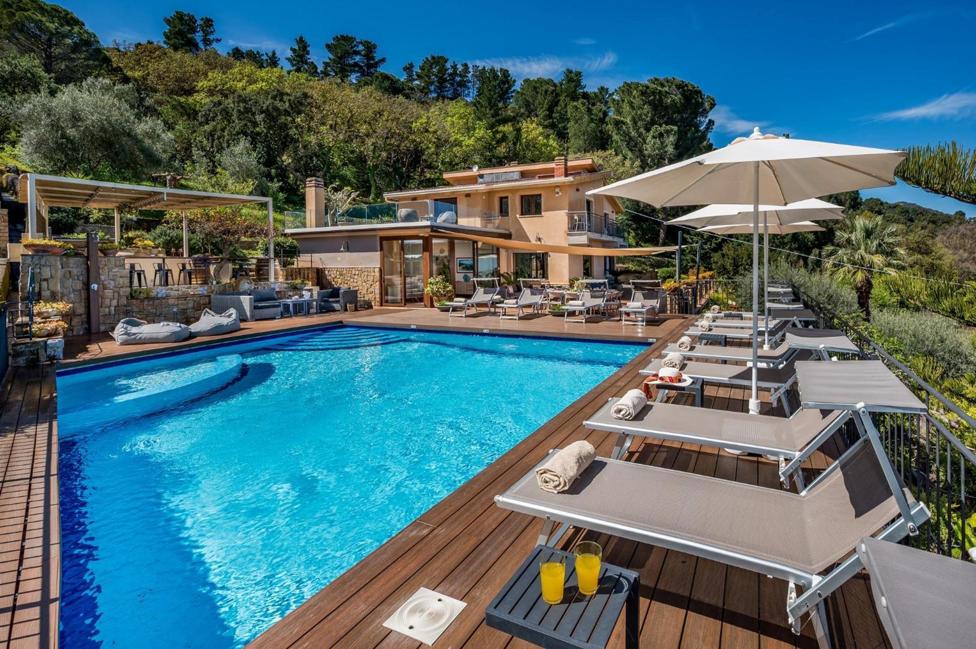 Villa Provenza 12&4, Emma Villas Чефалу Экстерьер фото