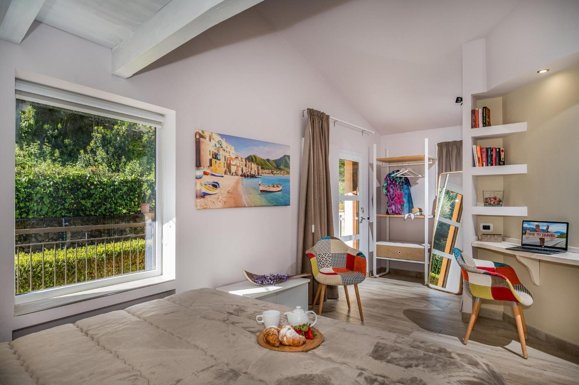 Villa Provenza 12&4, Emma Villas Чефалу Экстерьер фото