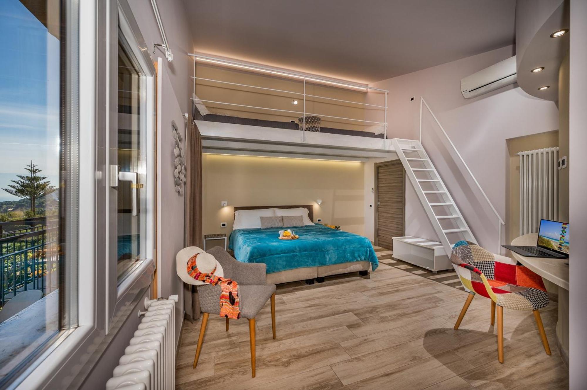Villa Provenza 12&4, Emma Villas Чефалу Экстерьер фото
